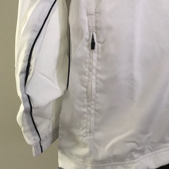 ๐HP๐NWT Nike ZIP Front Lightweight Jacket - Picture 3 of 7